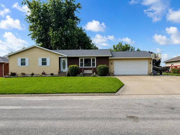205 York St, Wilton, IA 52778