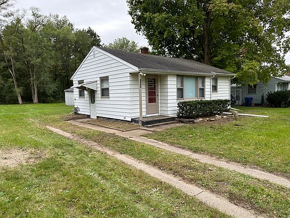 2nd image of 1988 Orchard Dr