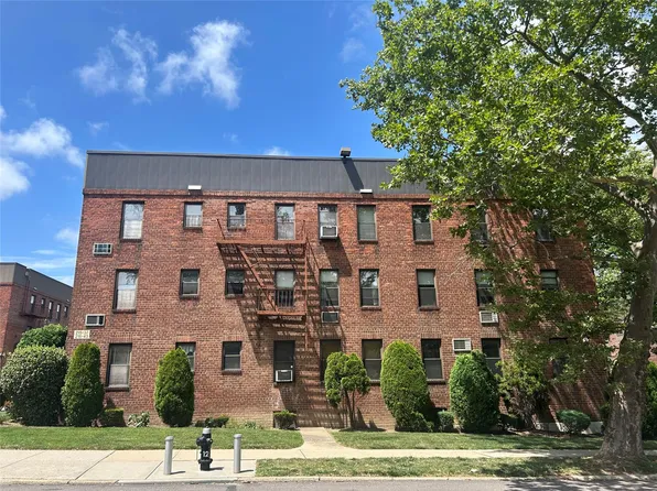 21543 48th Avenue #1E, Bayside, NY 11364