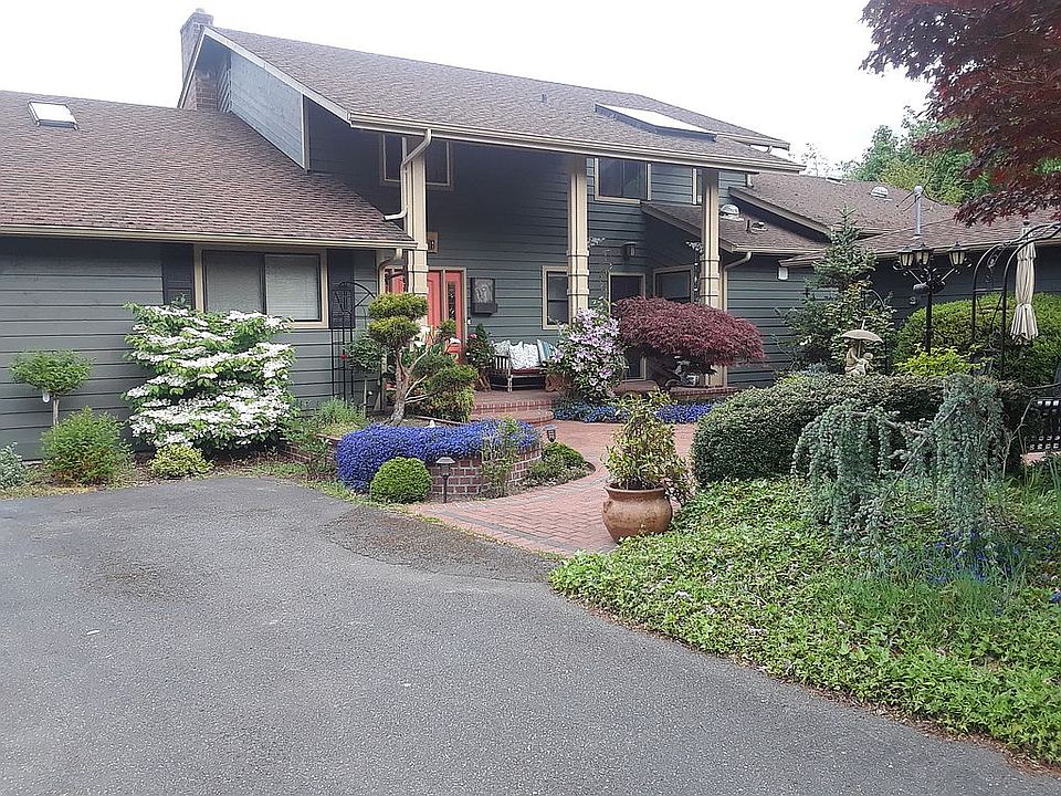 1st image of 1503 Beach Dr E