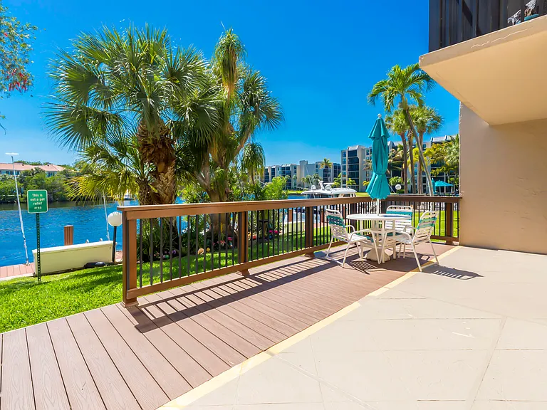 22 Royal Palm Way #606 — Photo 34