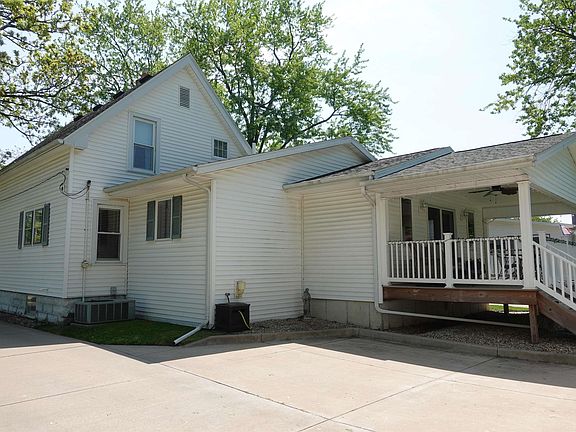 5th image of 796 Maple Ave