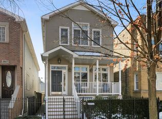 2021 W Berteau Ave, Chicago, IL 60618