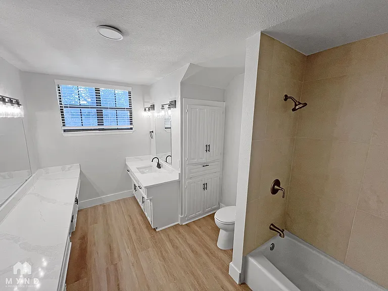 1215 Spring Lake Dr — Photo 25