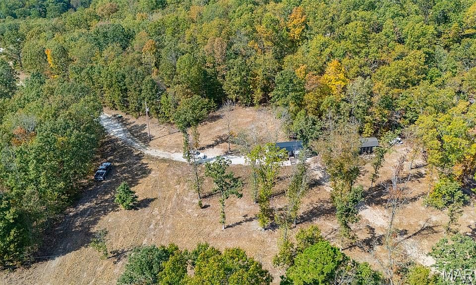 1st image of 20900 Hamlet Ln