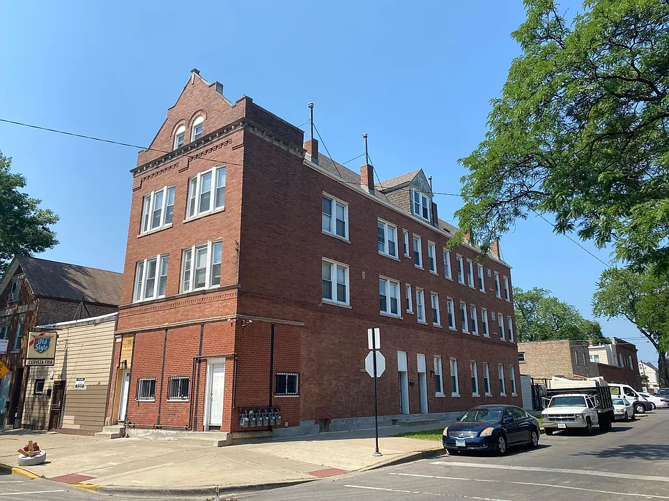 2700 S Kildare Ave #1F