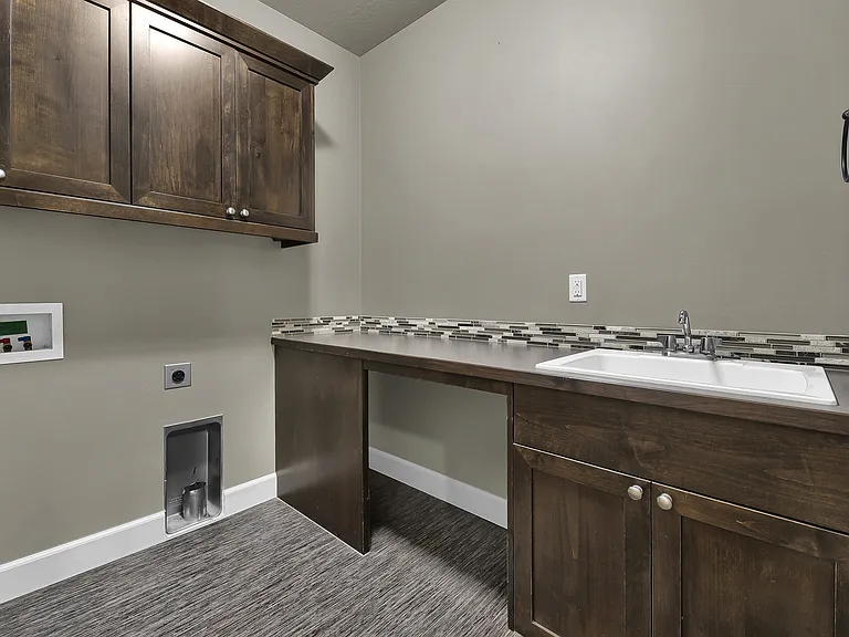 13470 S Stockbridge Way — Photo 35