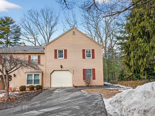 12 Edgecomb Court #12, Portland, ME 04103