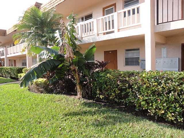 1st image of 1 N Abbey Lane #104