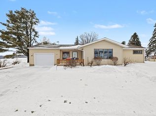 10555 E 48th Rd, Cadillac, MI 49601