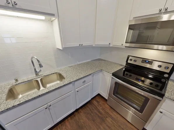 The Reserve at Village Green