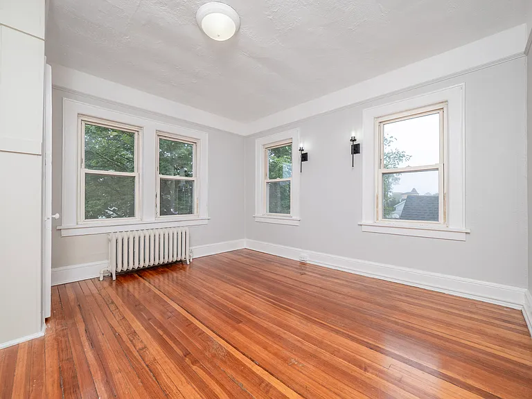 33 Seaview Ave #3A — Photo 19
