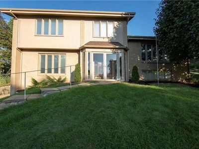 664 Trotwood Ridge Rd, Pittsburgh, PA, 15241