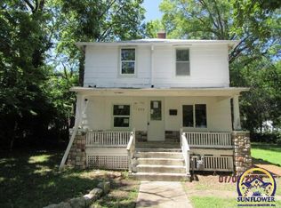 1733 SW Fillmore St, Topeka, KS 66604