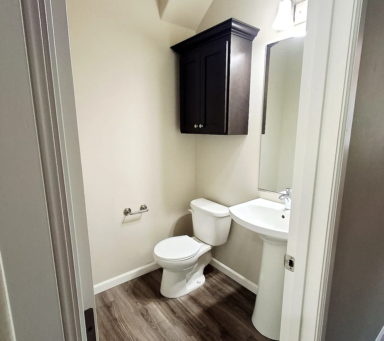 4 bed, 2.5 bath, 2967 sqft, $3,700 — Photo 4