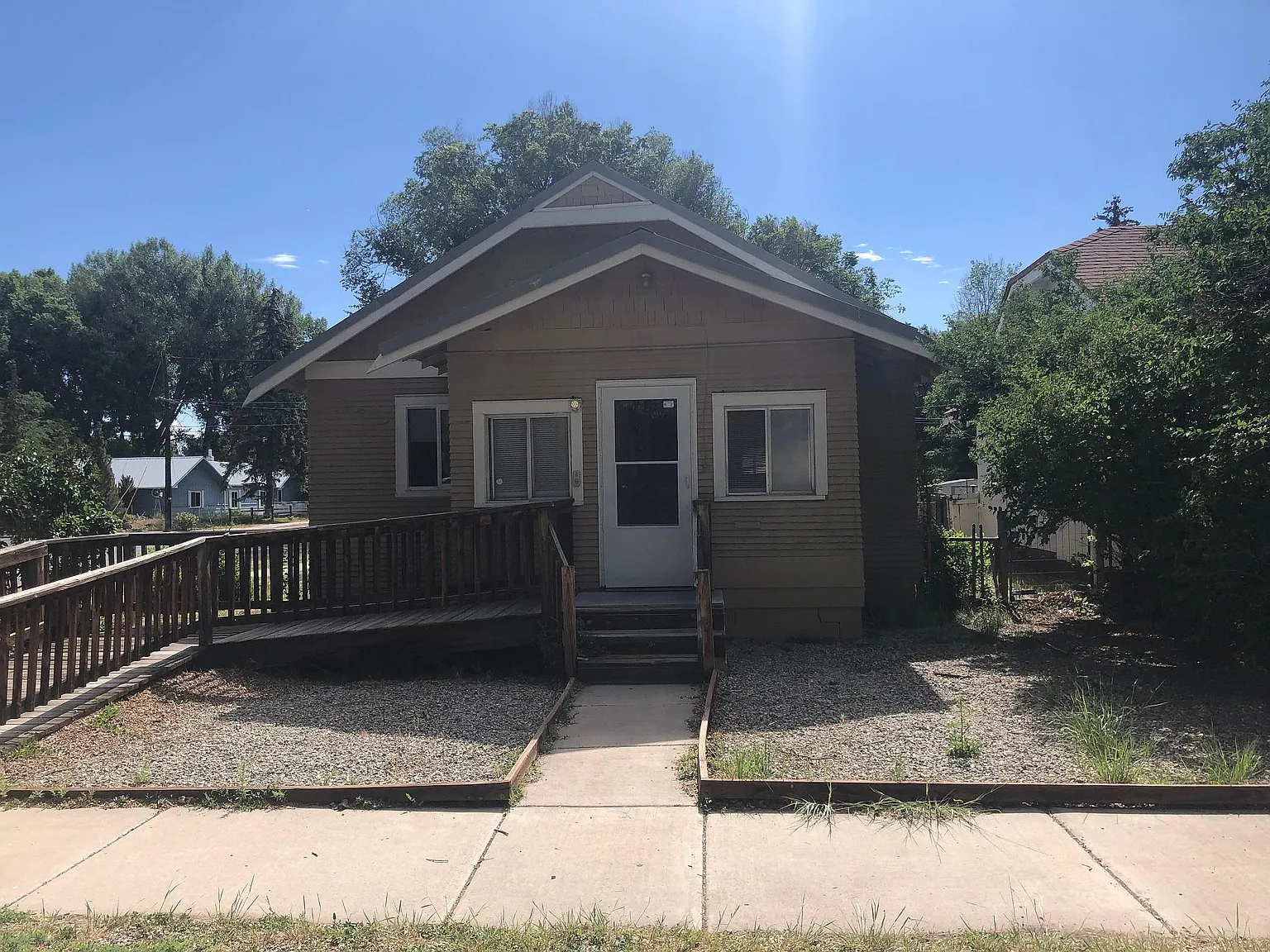 2 bed, $1,100 — Photo 1