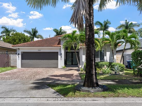 9261 SW 208th Ter, Cutler Bay, FL 33189