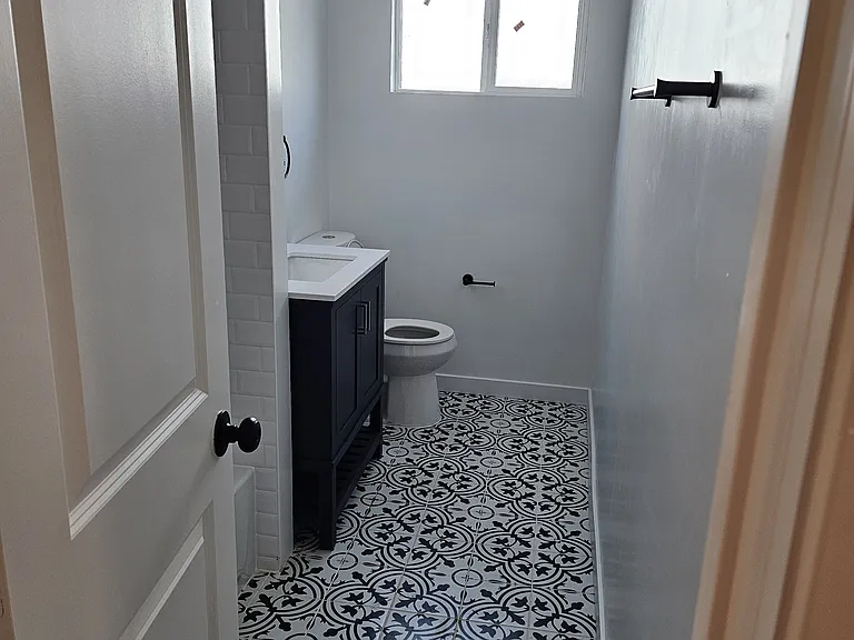 21329 Jaffrey Ave — Photo 15