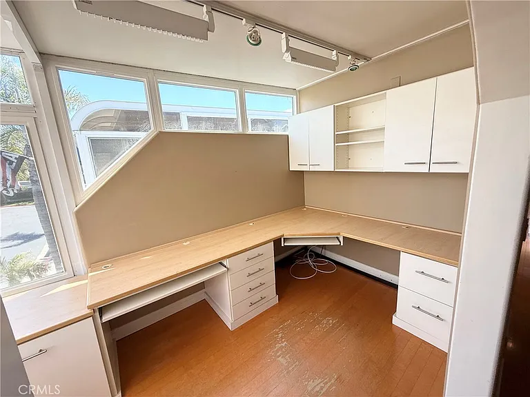 3382 Tempe Dr — Photo 17