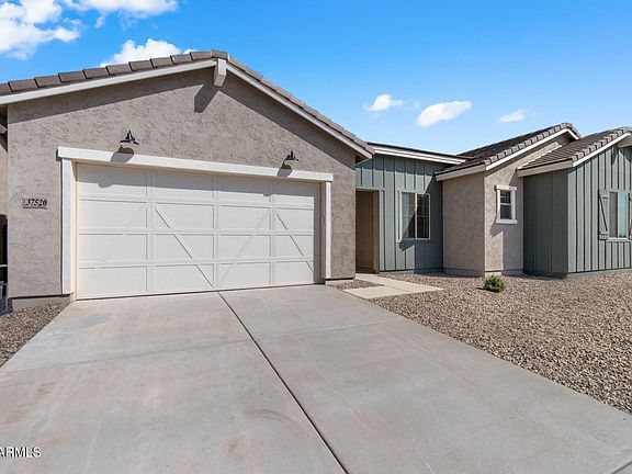 3rd image of 37520 W Padilla Street