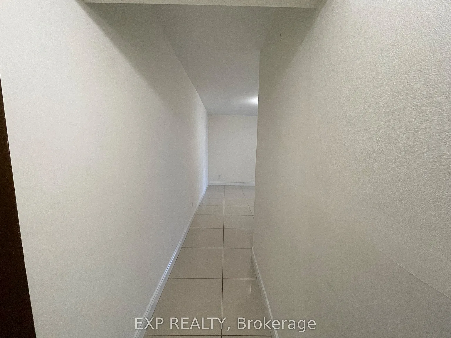 3 bed, $2,200 — Photo 2