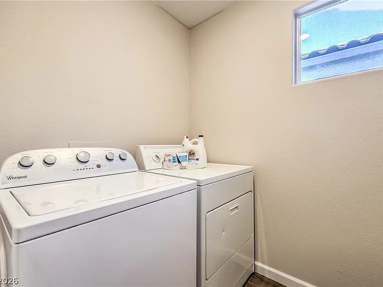 10650 Streamside Ave — Photo 20