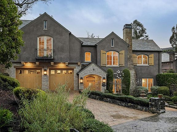 2nd image of 90 Reservoir Rd