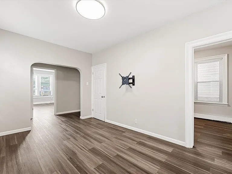 169 Zabriskie St #1 — Photo 18