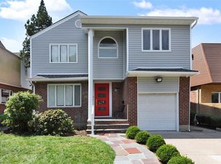 75-22 137th St, Flushing, NY 11367