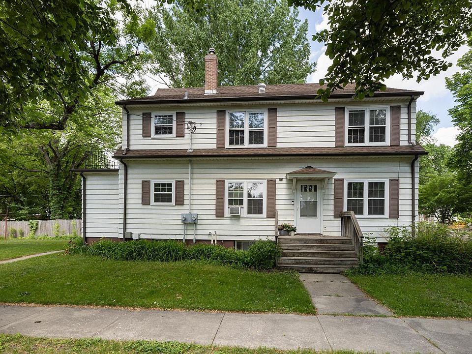 1st image of 623 6th St S