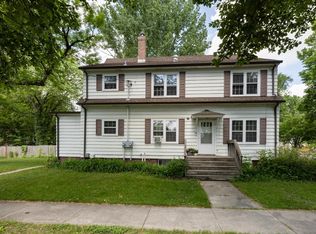 623 6th St S, Moorhead, MN 56560