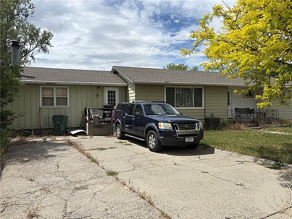 2nd image of 1920 Phoebe Dr