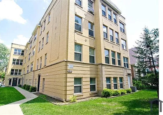 2 bed, $1,795 — Photo 1
