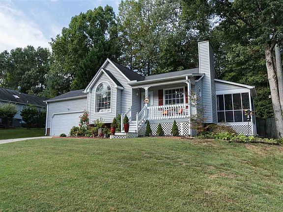 2nd image of 302 Dunwoody Dr