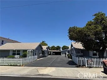 360 16th Pl