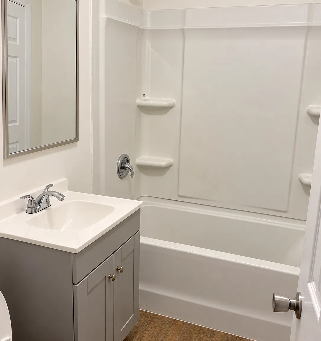 2 bed, 880 sqft, $1,200 — Photo 2