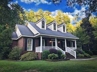 103 Winchester Ct, Greenwood, SC 29646
