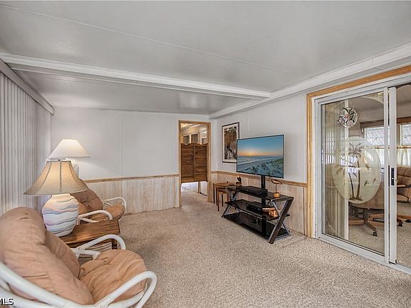 4th image of 178 Caravan Cir