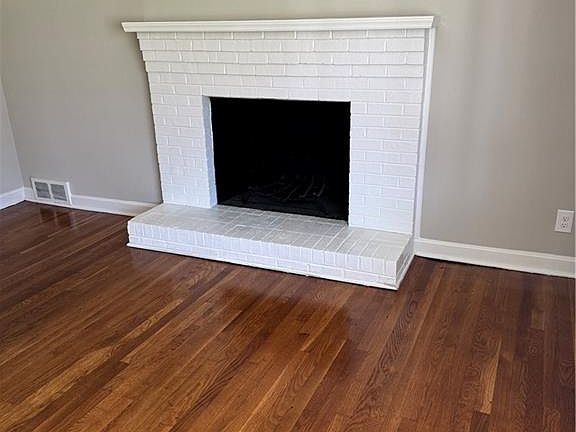 5th image of 3631 Kinghill Dr