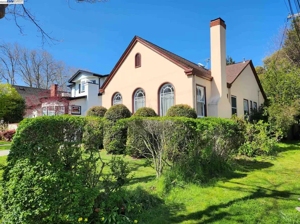 1312 Sanchez Ave, Burlingame, CA 94010