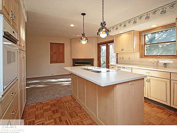 2nd image of 1330 Glenhurst Ln