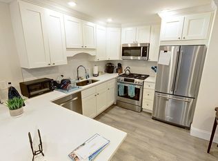 16 Trenton St #2R, Boston, MA 02128