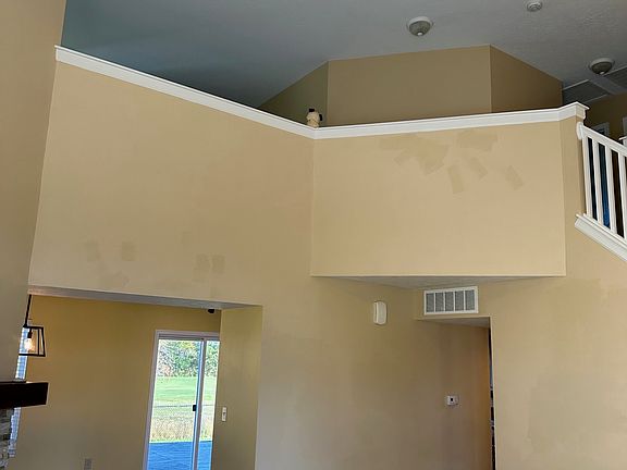 3rd image of 7449 Pipestone Dr