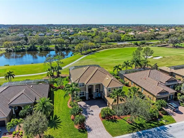 7904 Heritage Grand Pl, Bradenton, FL 34212