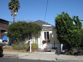 2nd image of 835 Cerrito St