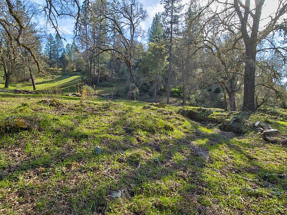 4th image of 12442 Trembath Mountain Rd