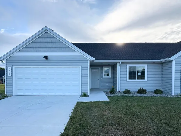 4269 Highpoint Dr #114, Wayland, MI 49348