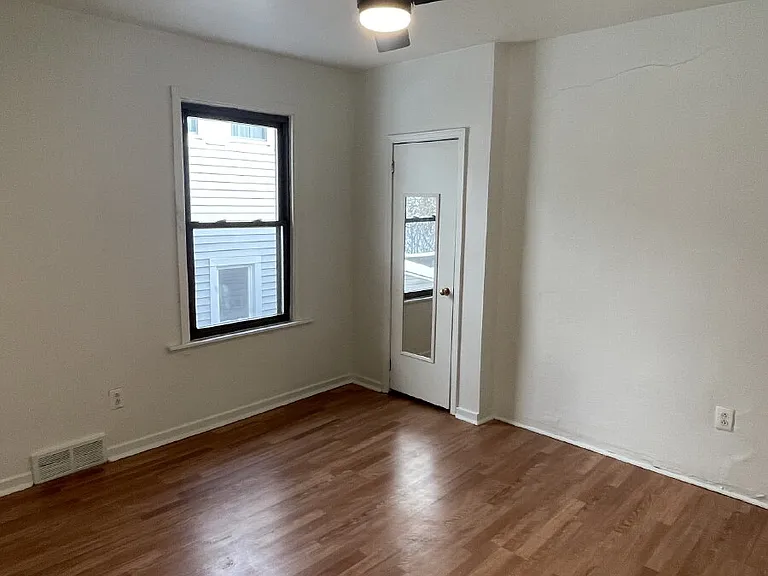 319 N Balph Ave — Photo 66