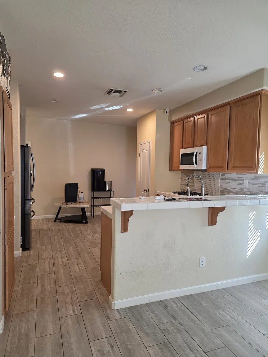 5472 Waterville Way photo 1