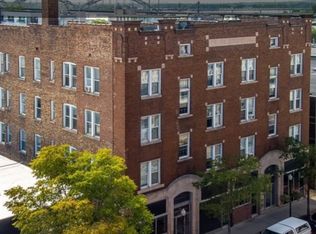 311 W 3rd St APT 6, Davenport, IA 52801